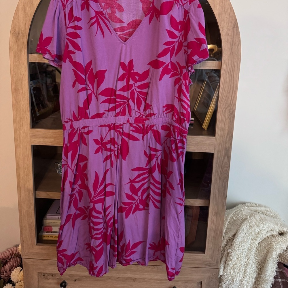 Old Navy Women’s XXL Purple and Pink Leaf Tropical V-Neck Elastic Waist Dress - Picture 8 of 8